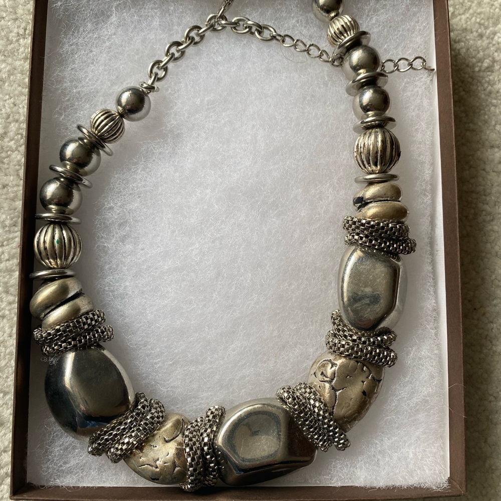 Boutique necklace